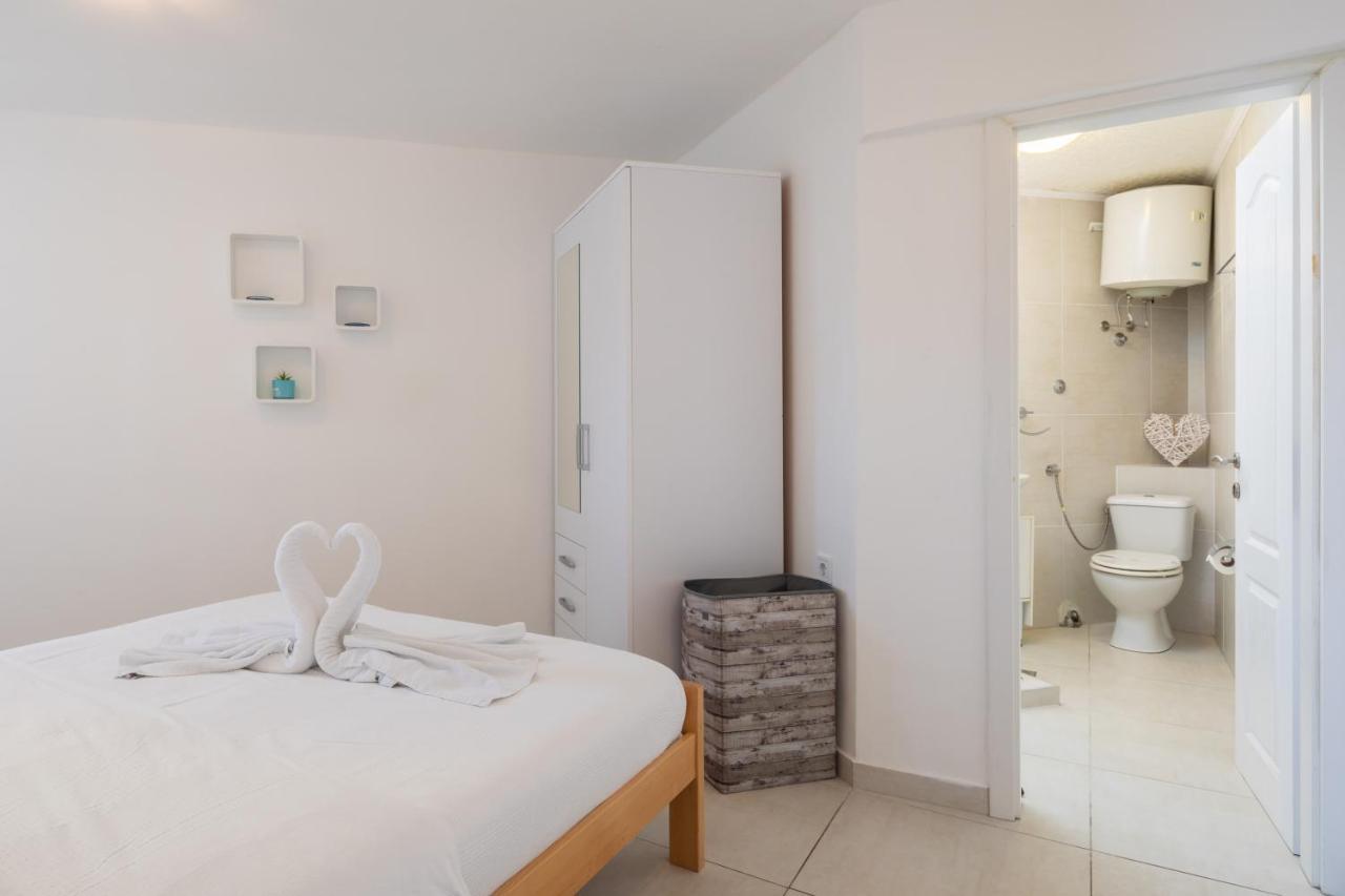 Estella Villa Apartments Rogoznica  Buitenkant foto